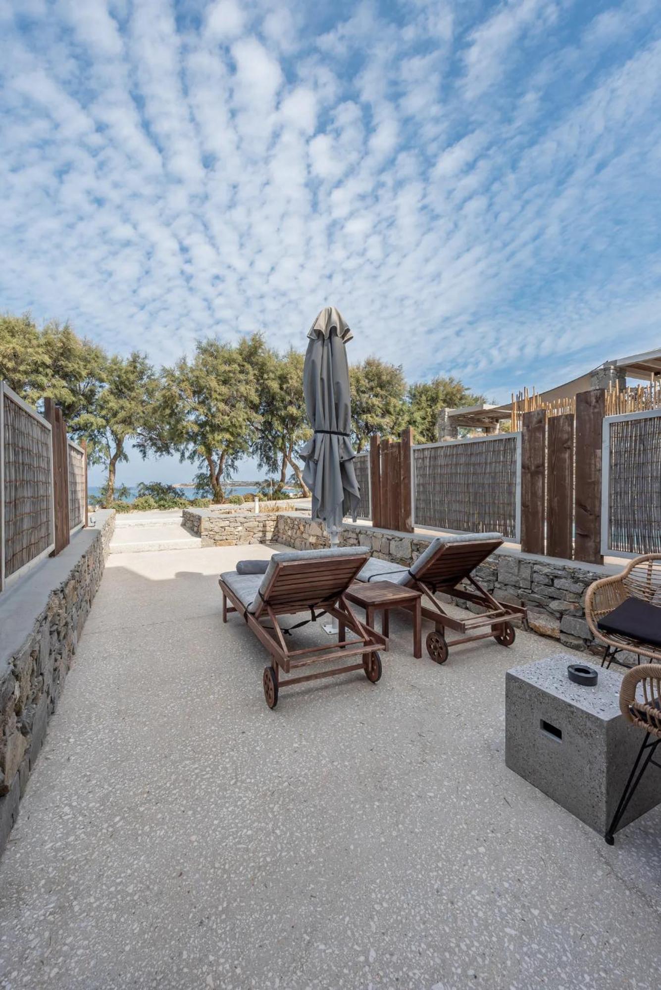 Paros Comfy Suites Науса Екстер'єр фото
