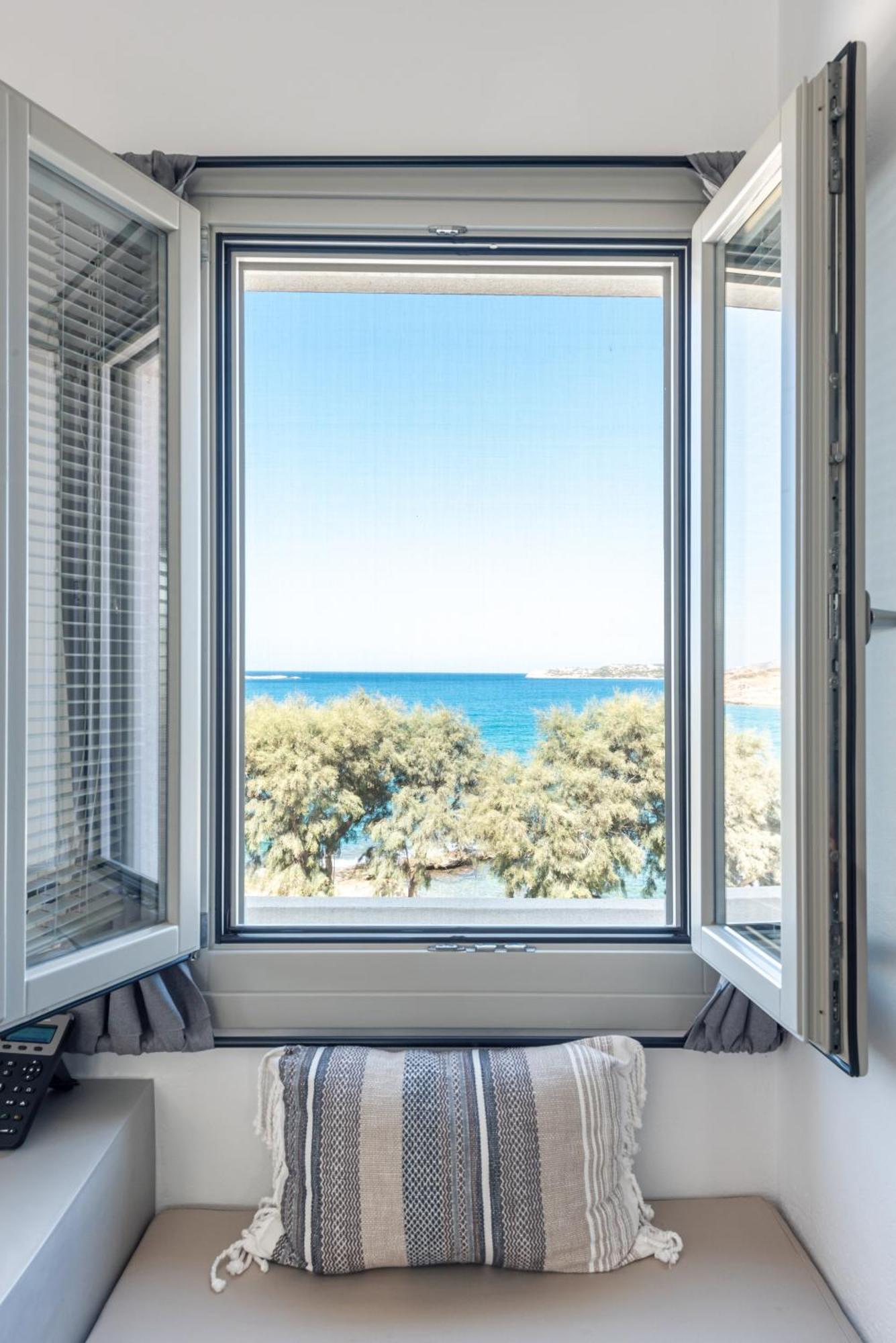 Paros Comfy Suites Науса Екстер'єр фото