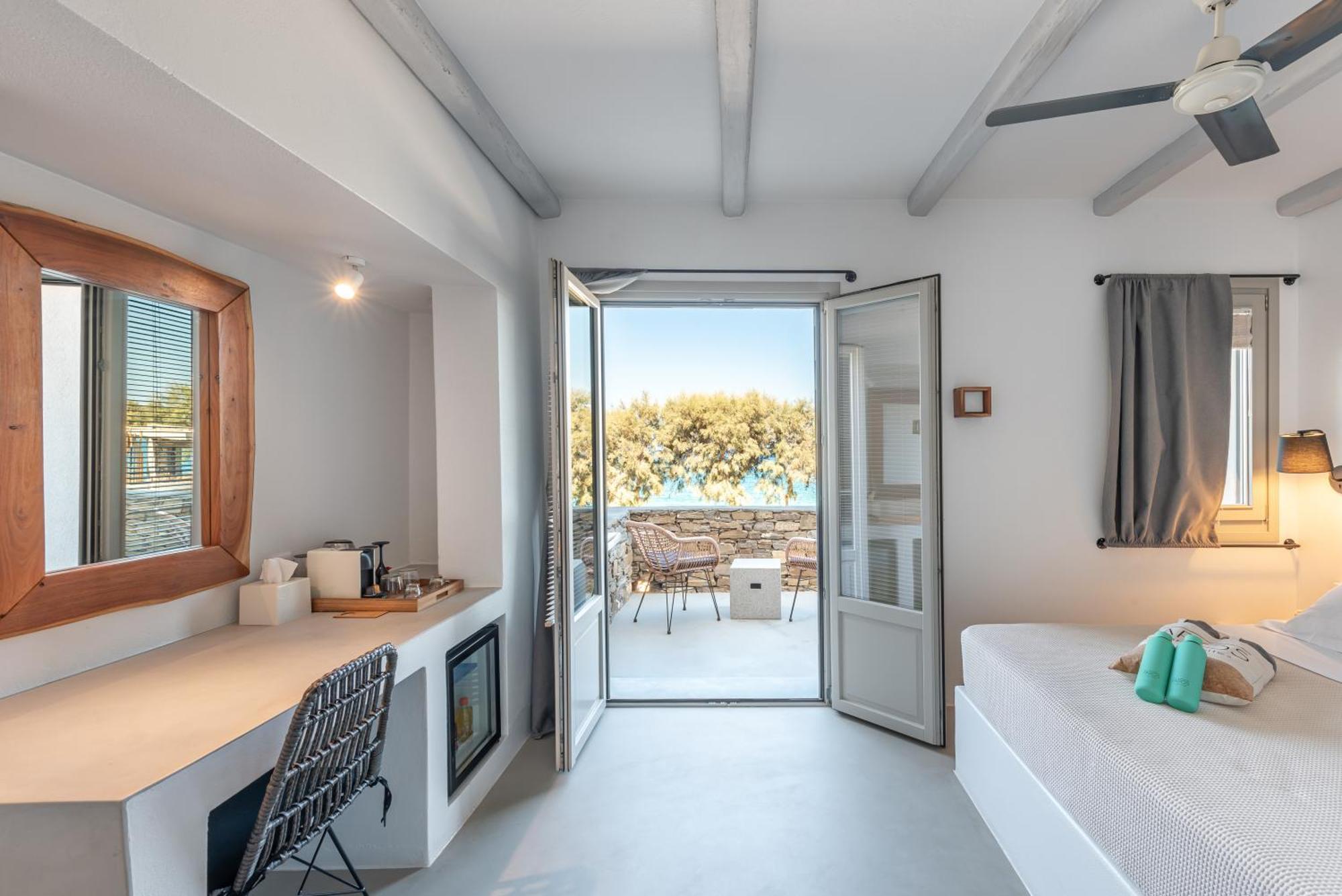 Paros Comfy Suites Науса Екстер'єр фото